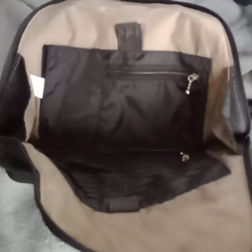 Baggallini backpack - Picture 4 of 4